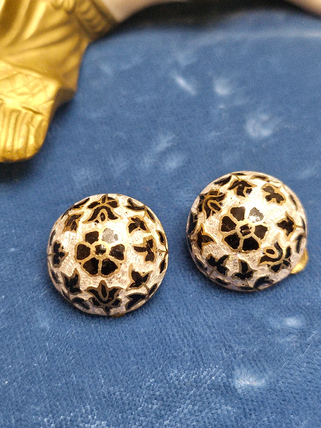 Vintage damascene Floral Clip-on Earrings thumbnail