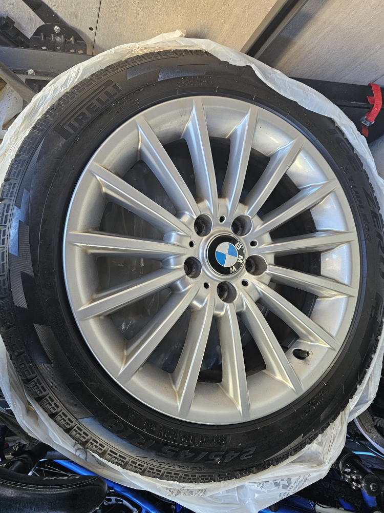 245 45 R18 Pirelli winter tires on BMW wheels 5x120 - photo 2