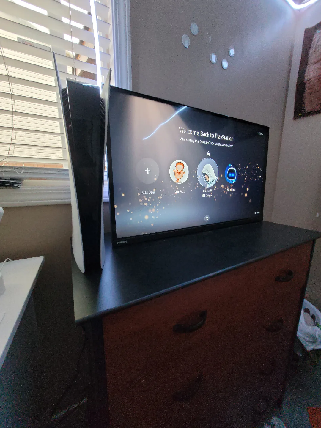 Sony PlayStation 5 (PS5) Console image indicator(2)