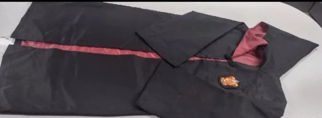 Harry Potter Gryffindor Robe + free new 🎁 pen image indicator(2)