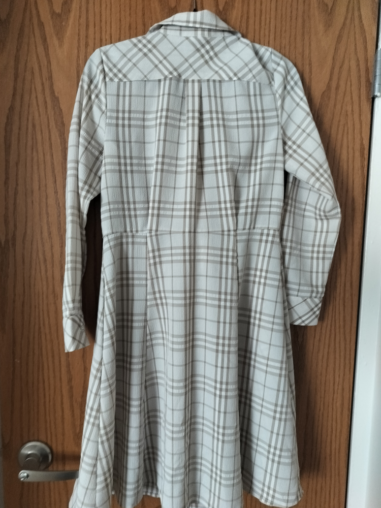 Calvin Klein Plaid Tie-Front Dress Size 6 - photo 4