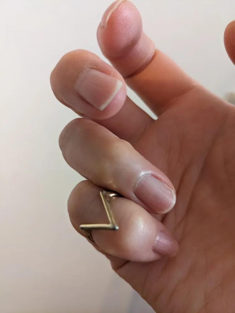 🥕Gold Minimalist pinky Ring image indicator(2)