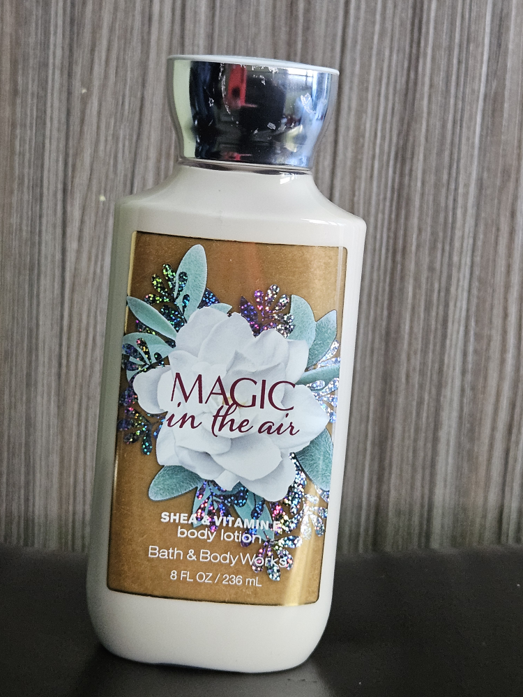 Bath & Body Works Magic in the Air Lotion