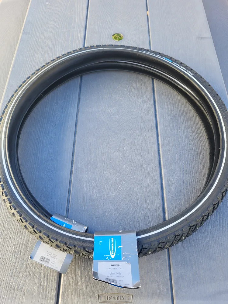Schwalbe Winter 26x1.75 Bike Tires - Studded