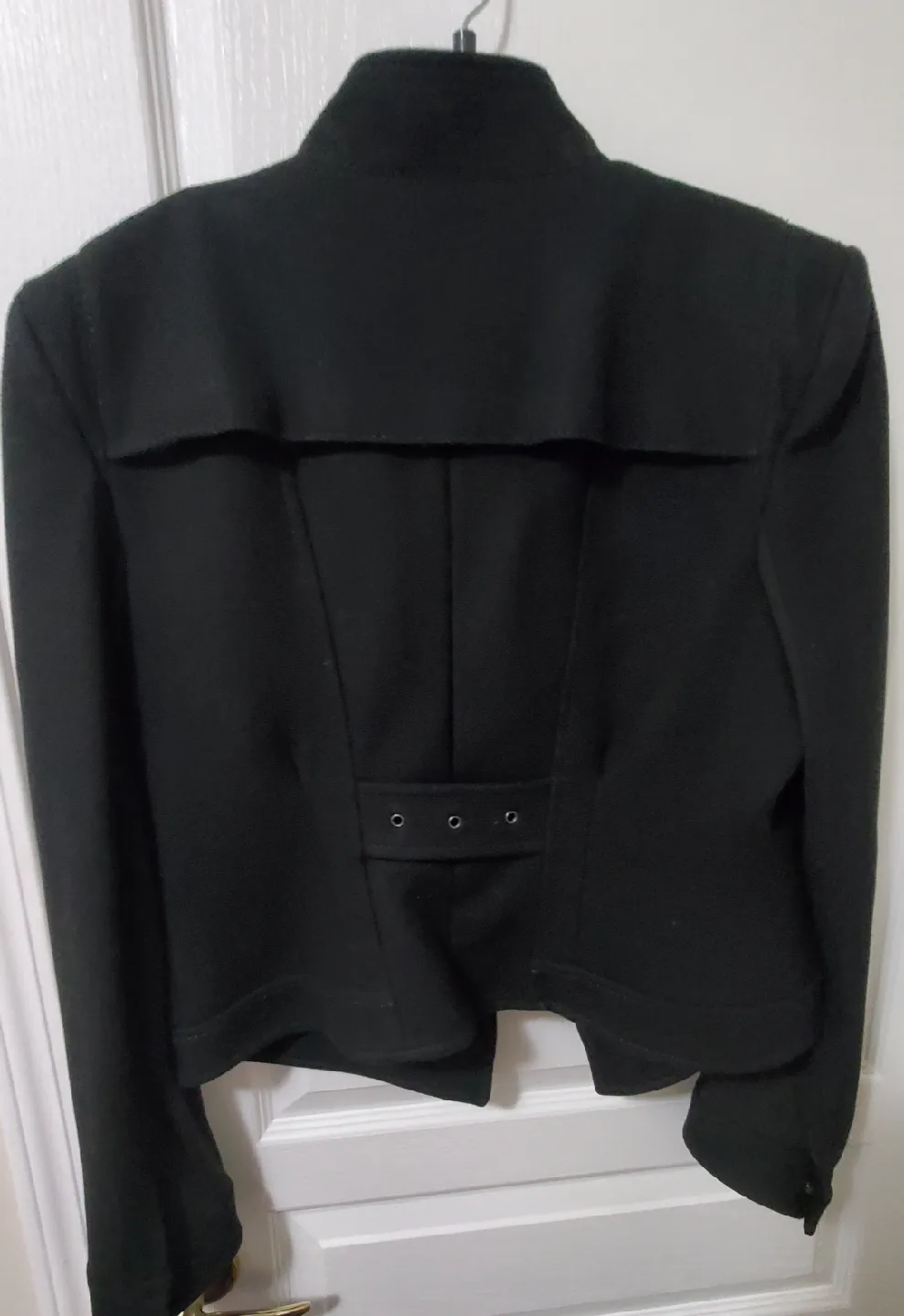 BCBGMAXAZRIA Black Ruffle Short Jacket [L] image indicator(2)