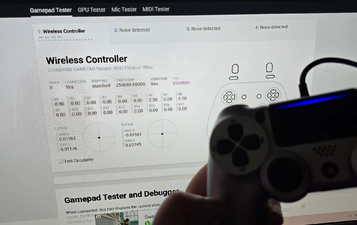 PS4 Console Bundle + Games Bundle + PSMove Motion Controllers image indicator(3)