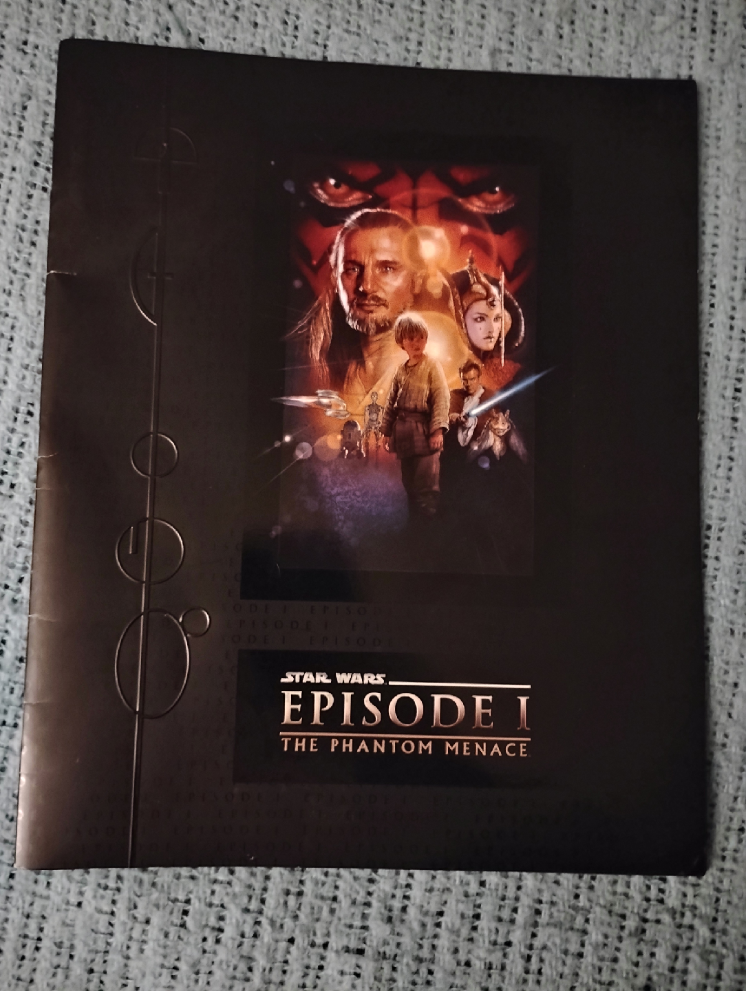 VINTAGE!! 1999 STAR WARS: THE PHANTOM MENACE MEDIA BOOK