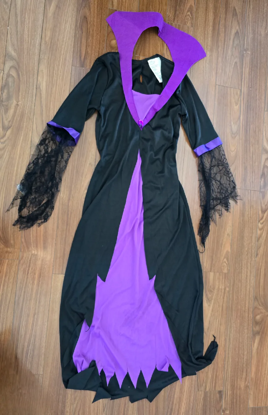 Halloween Witch Costume - Size Medium image indicator(2)