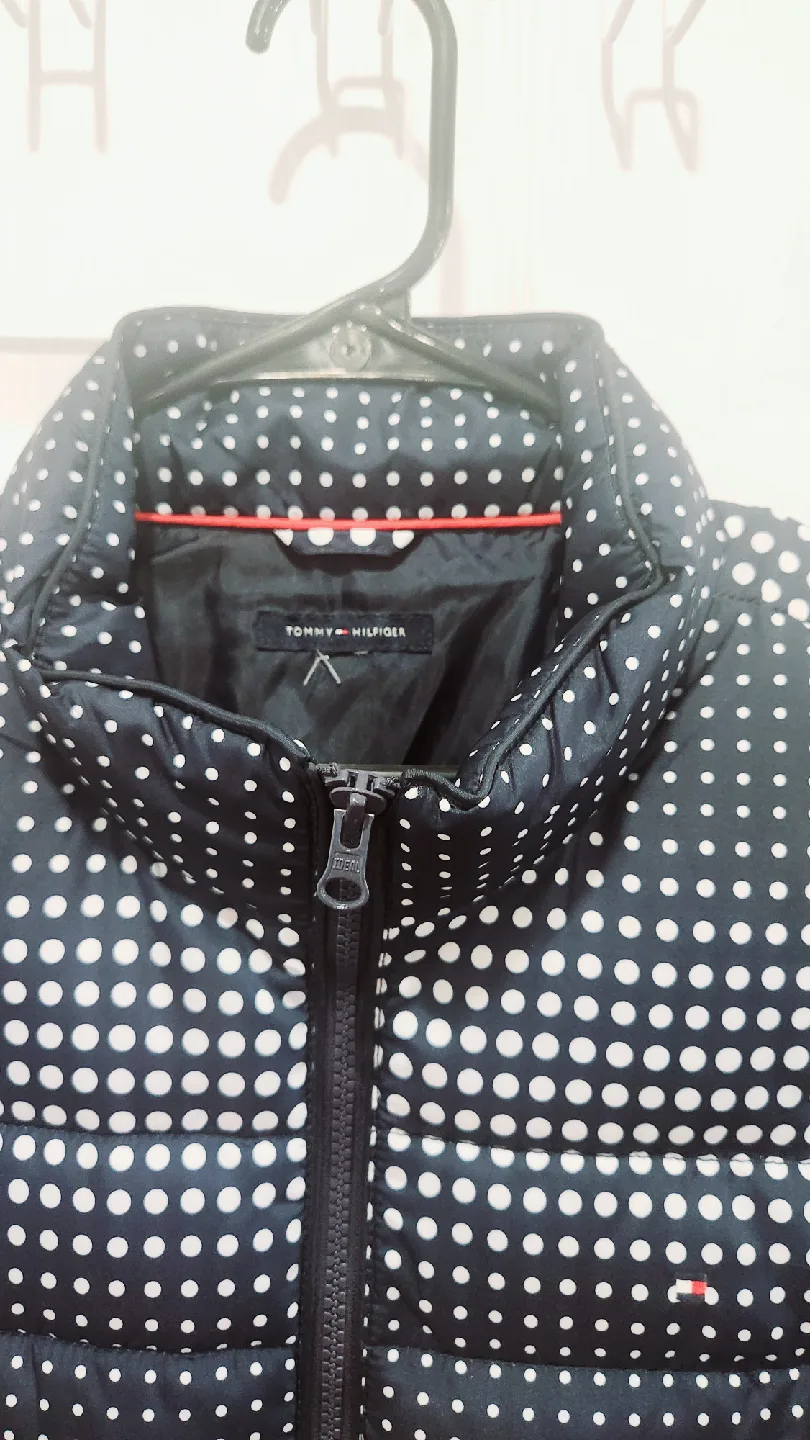 Tommy Hilfiger Puffer Vest image indicator(3)