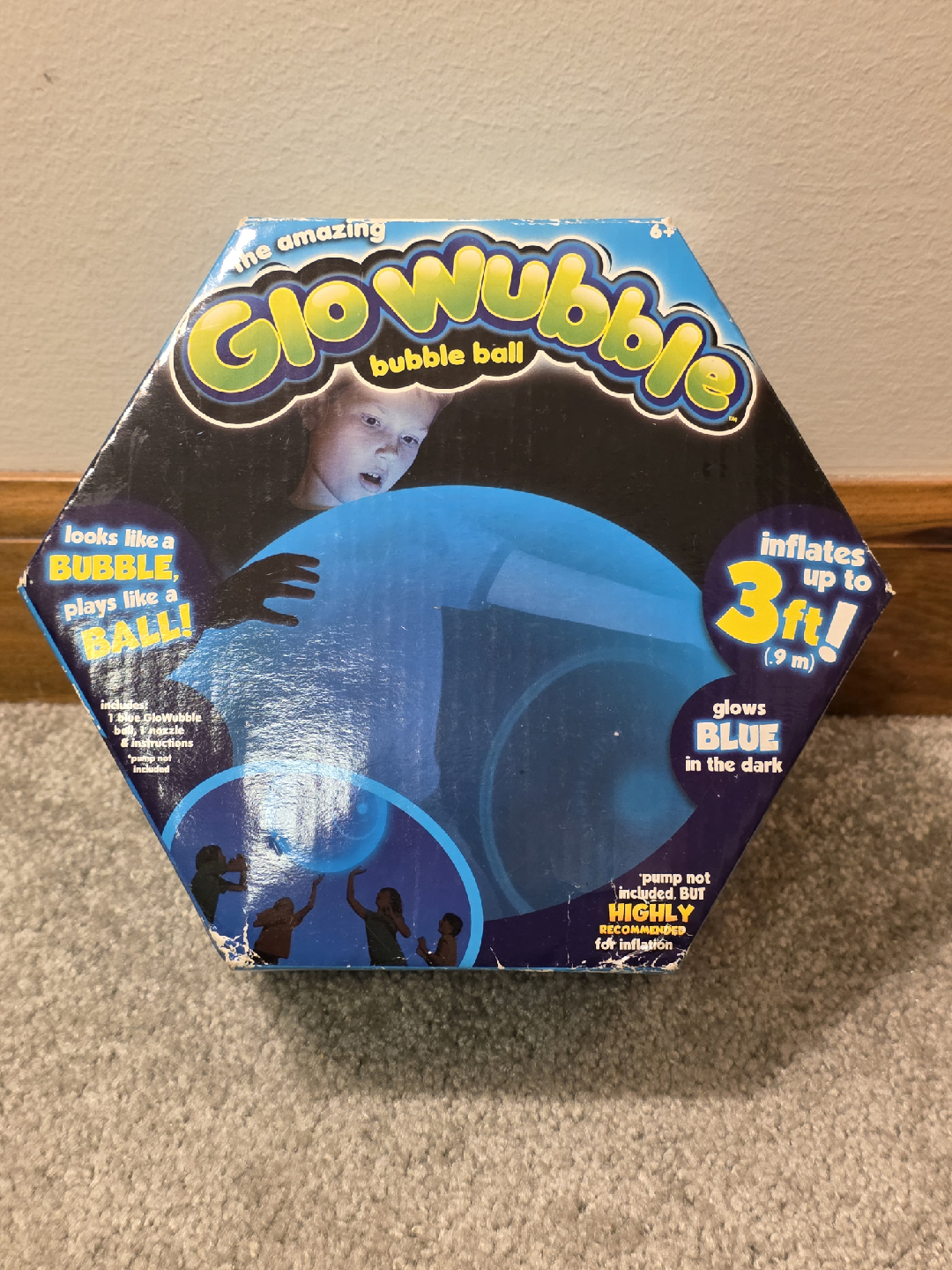 Glo Wubble Bubble Ball - Glows in the Dark!