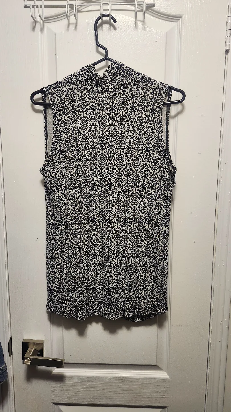 Katie sleeveless blouse - size L image indicator(4)