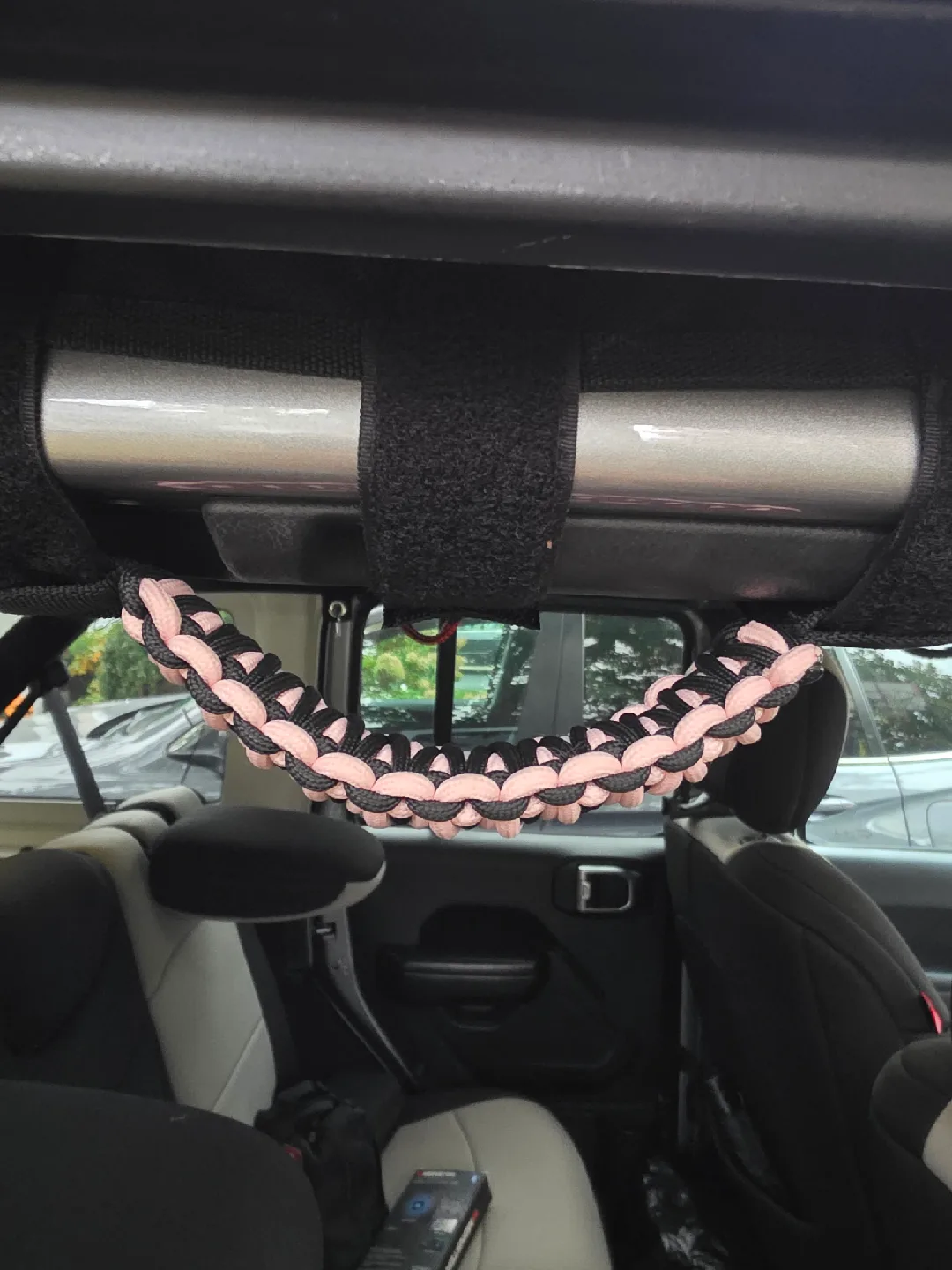 NEW 4 Jeep Wrangler Grab Handles - Black & Pink image indicator(2)