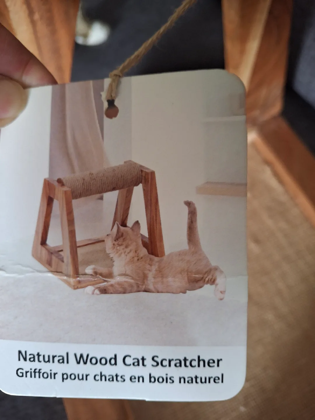 Natural Wood Cat Scratcher - Like New! 🥕
