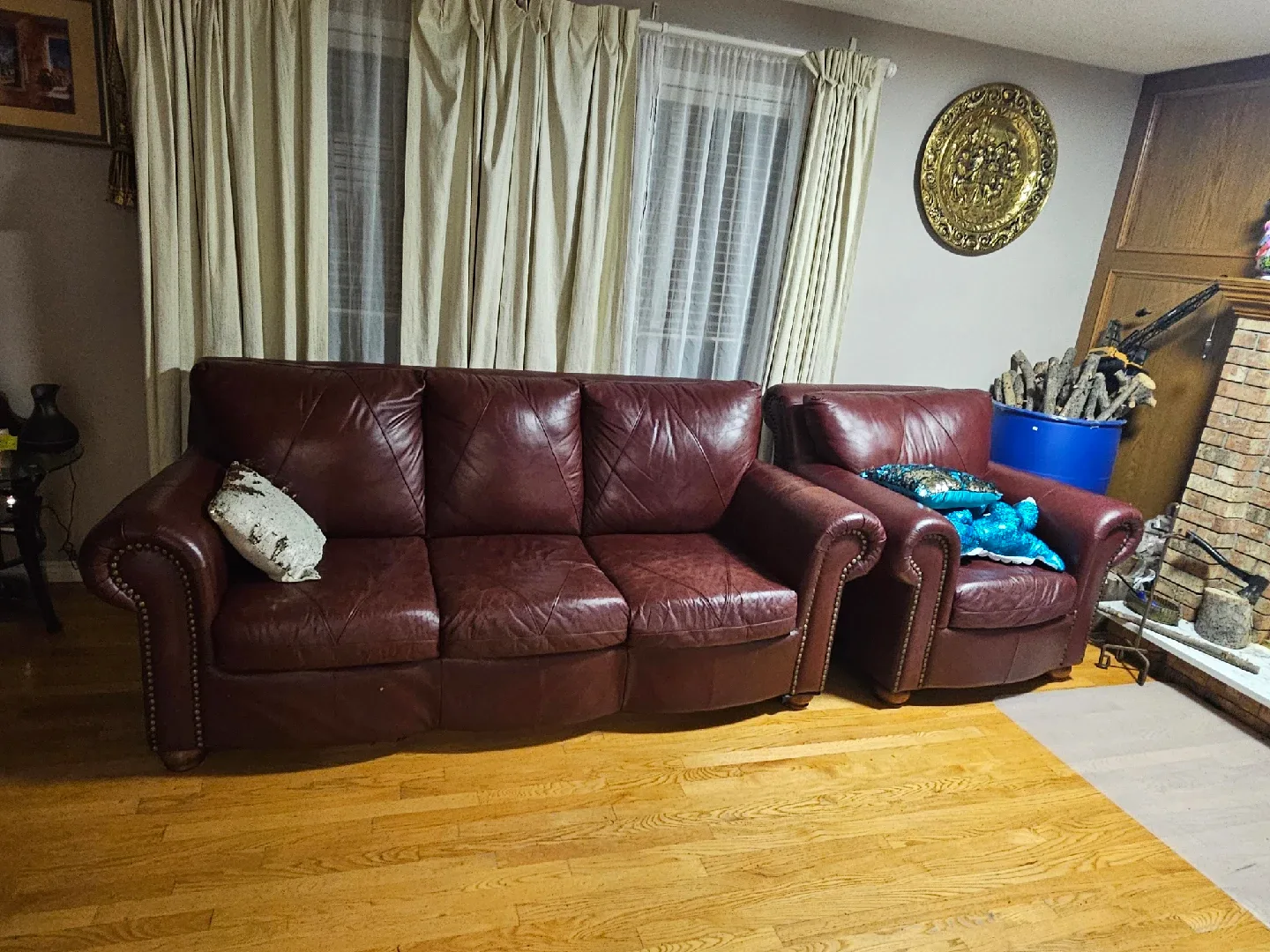 Leather Sofa and Armchair Set - Burgundy