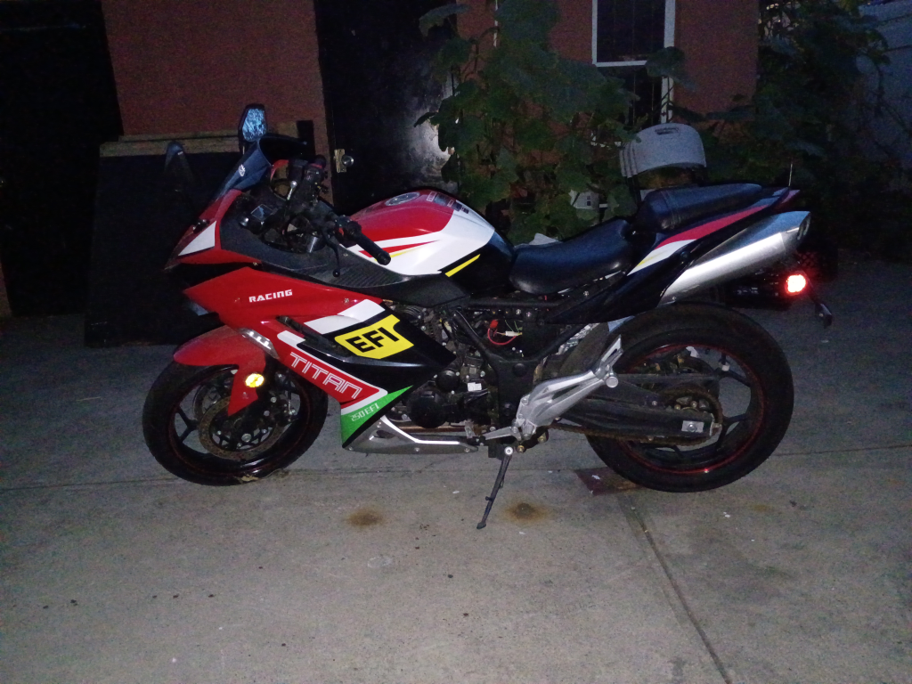 Titan Racing 250EFI Motorcycle