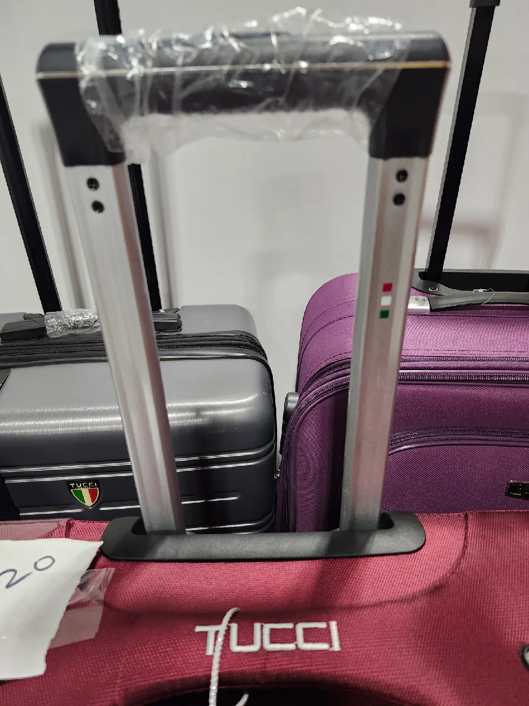 Medium Size 26 Inches Luggage Plastic Fabric Baggage image indicator(5)