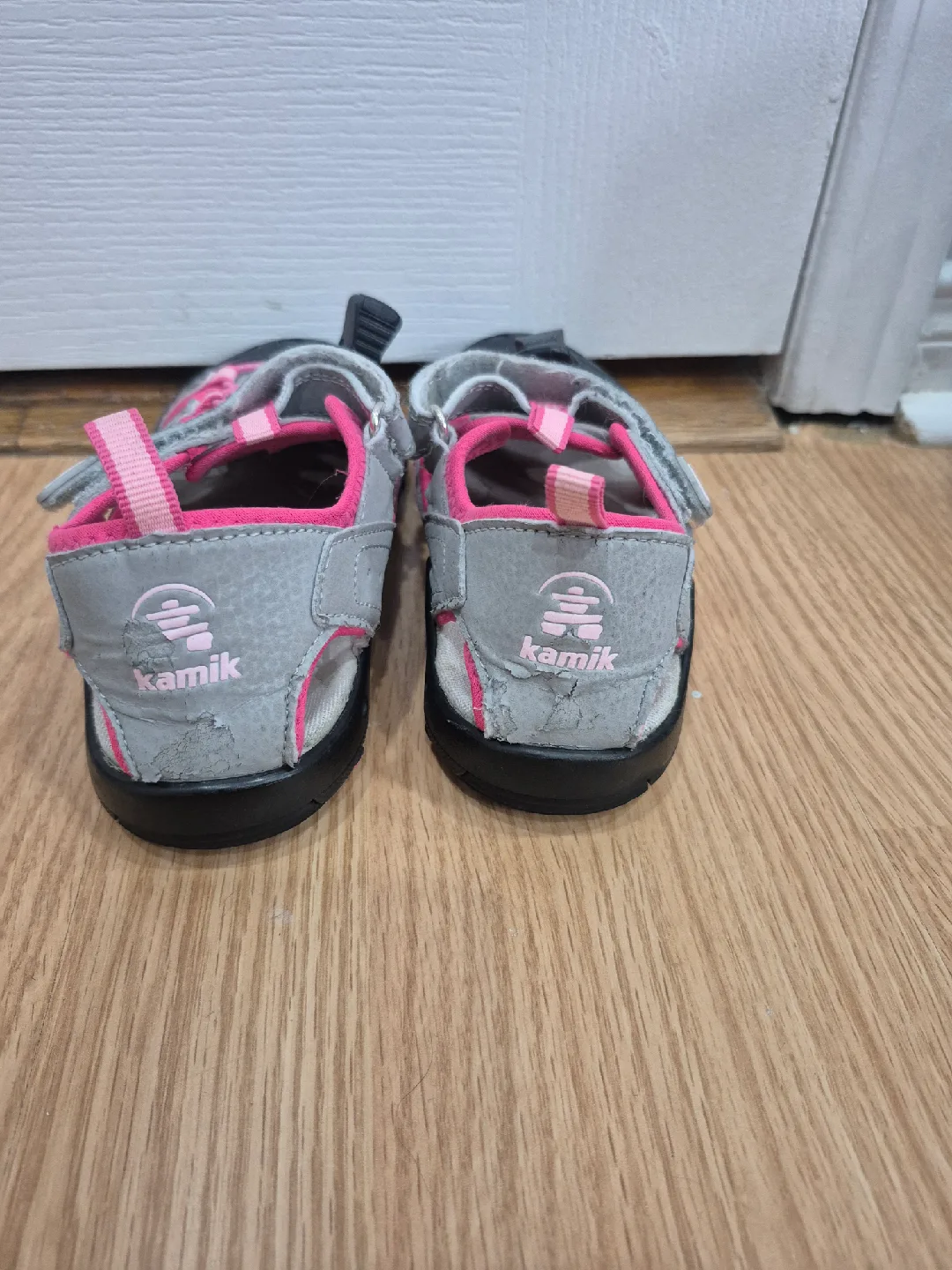 Kamik Crab HK4594 Sandals - US 13 image indicator(2)