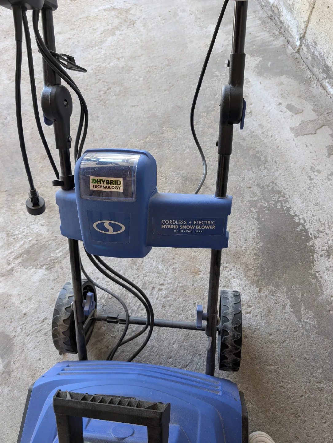 Snow Joe Cordless + Electric Hybrid Snow Shovel image indicator(6)