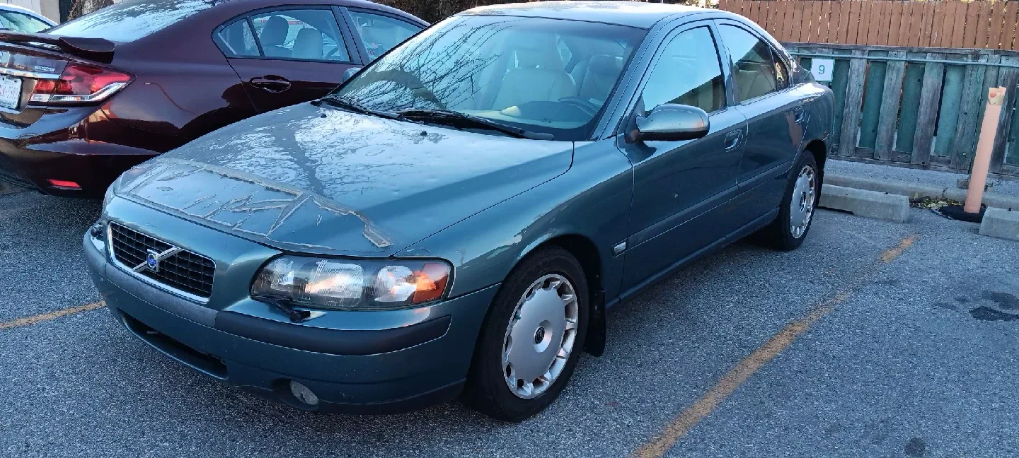 Volvo S60  AWD Car  cheap winter BEATER image indicator(9)