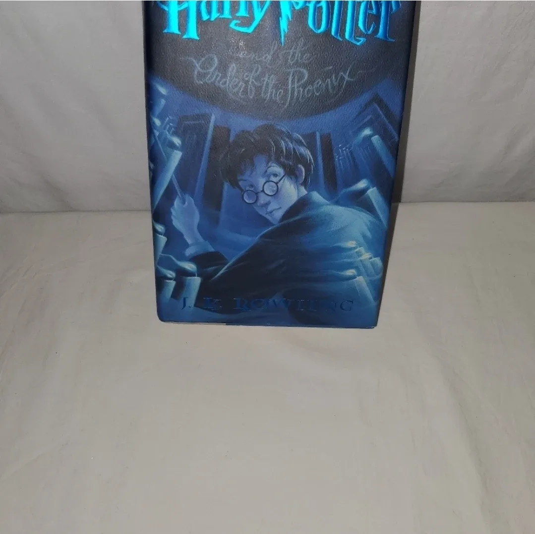 Harry Potter DVD Bundle of 3 (2 DVDS & 1 Book) image indicator(3)