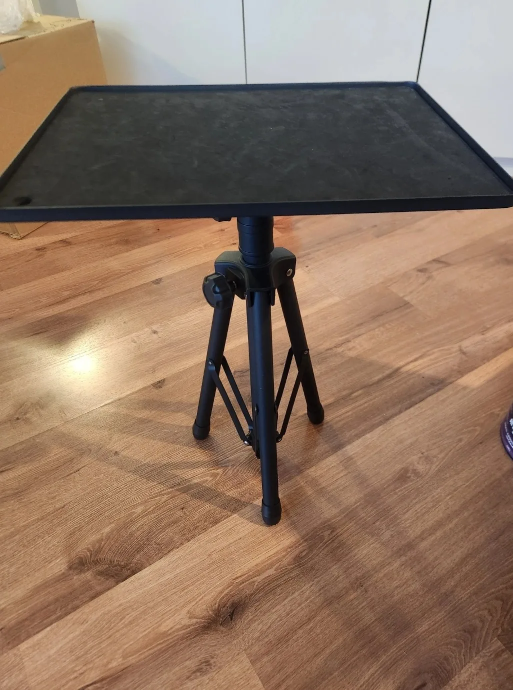 Adjustable Projector Stand Tripod 🧡 thumbnail
