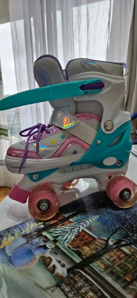 Girls Roller Skates - Size 1 image indicator(2)