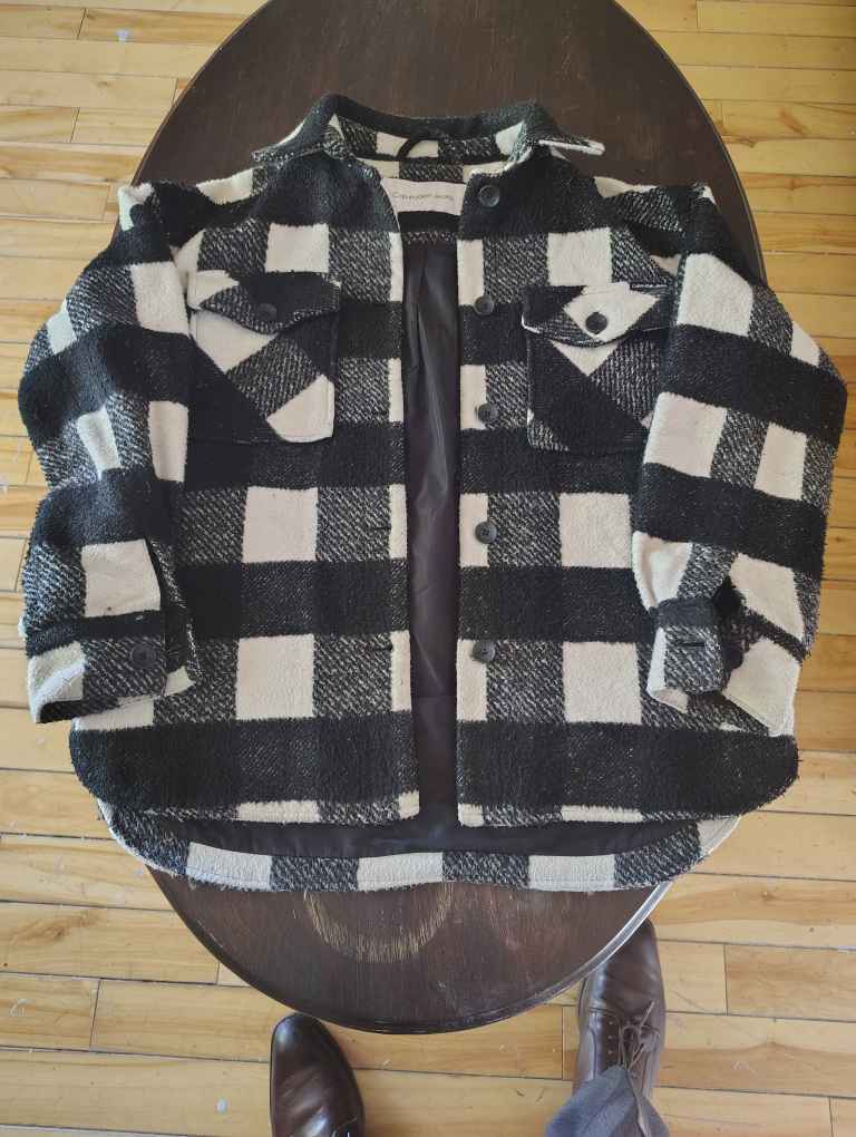 Woman's Size Small Checkered Shacket