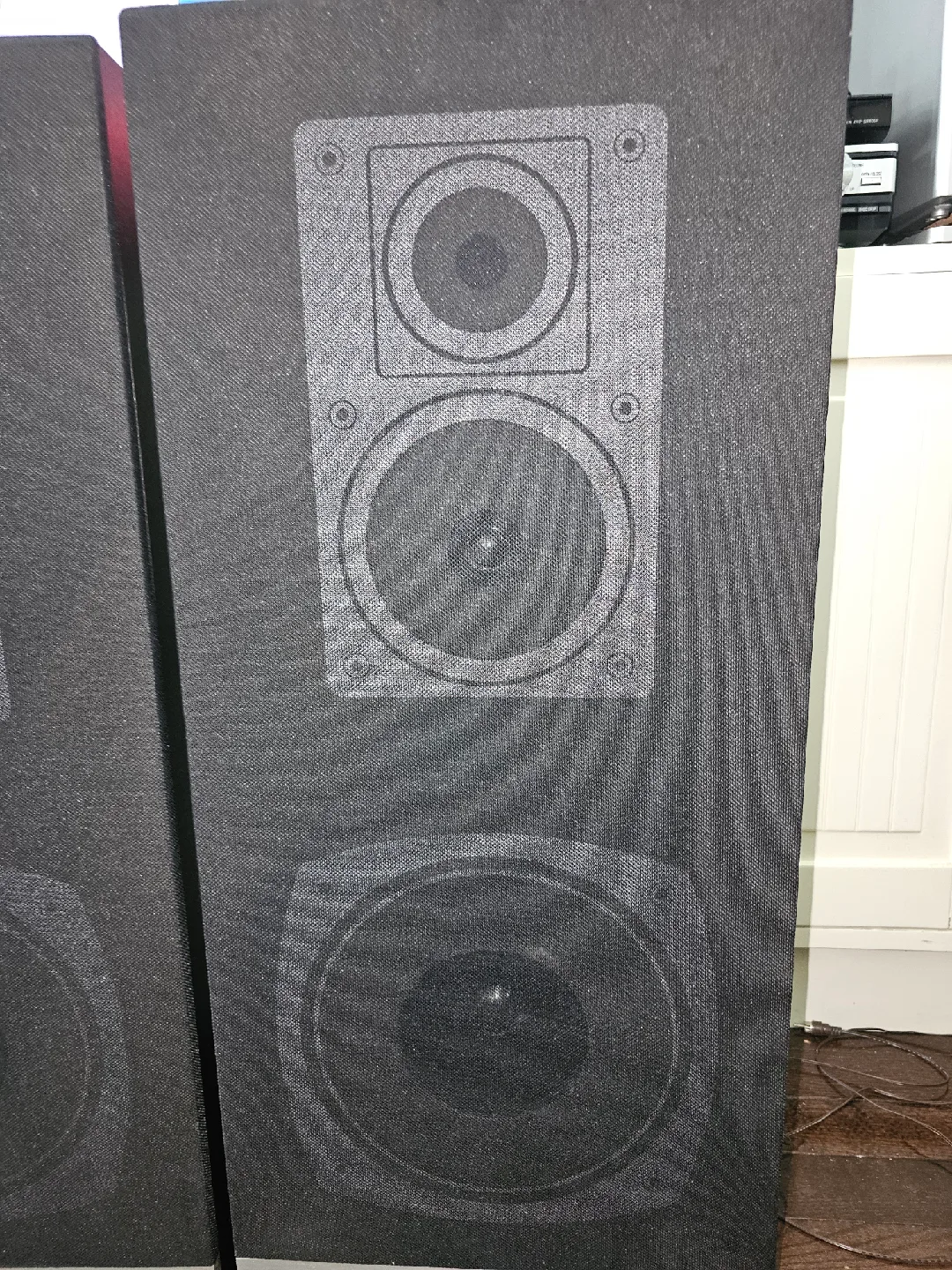 Pair of Black Floor Speakers image indicator(3)