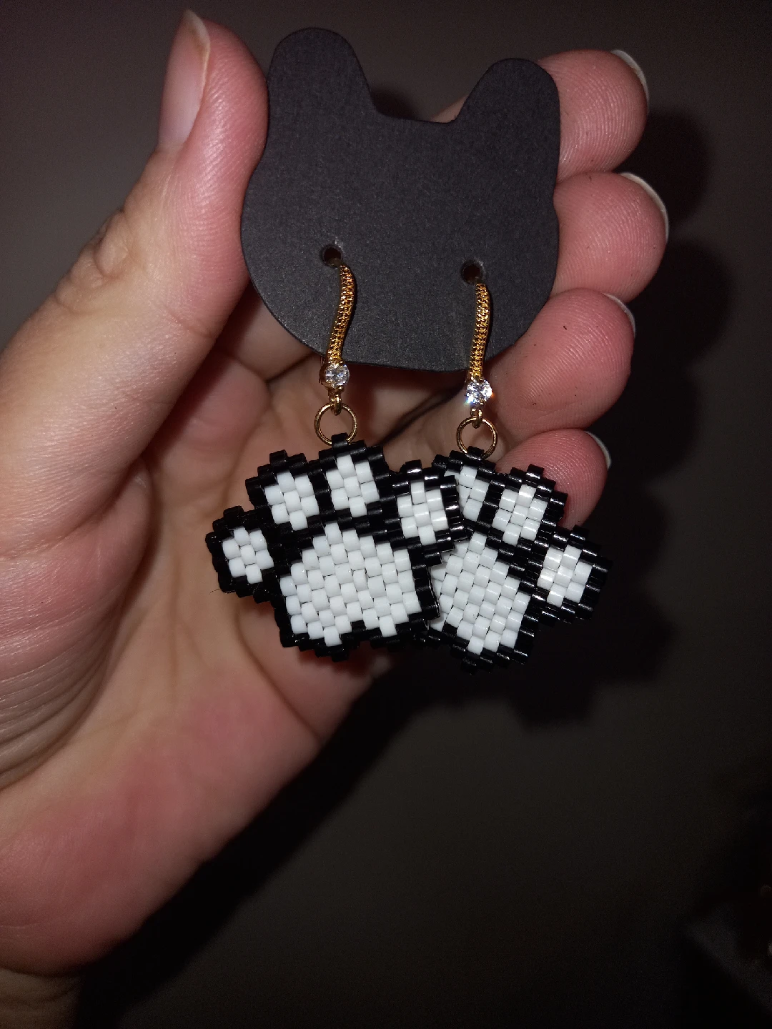 Paw Print Beaded Earrings - photo 2