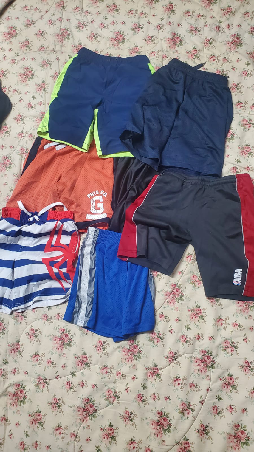 Boys' Shorts Bundle: Under Armour, Aero, Old Navy - photo 2