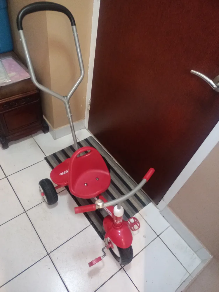 Radio Flyer Tricycle image indicator(4)