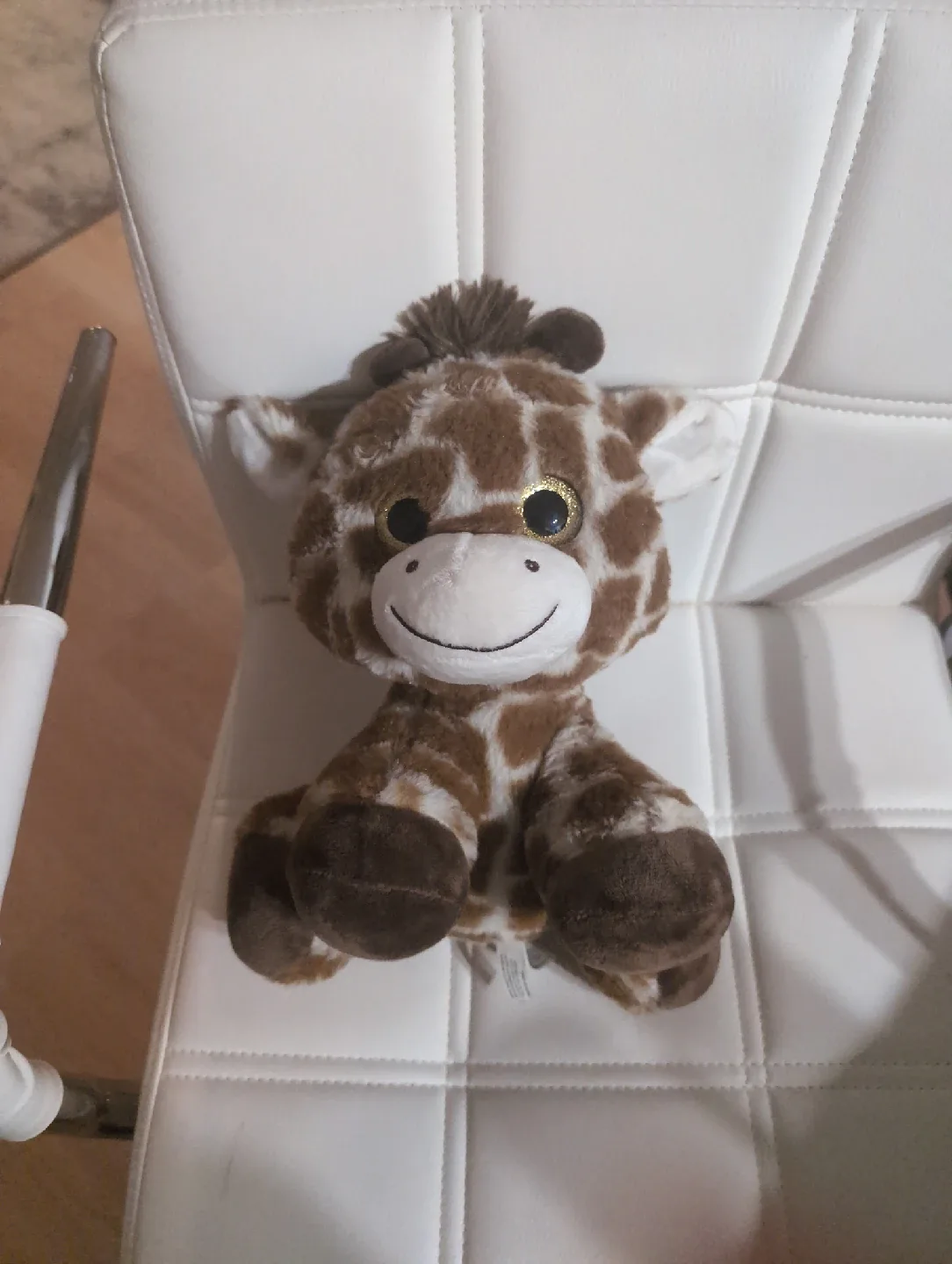 Giraffe Stuffed Animal thumbnail