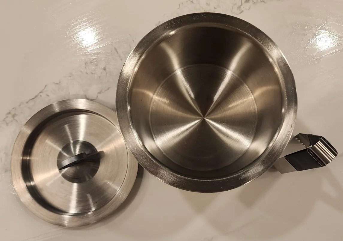 Bacardi Ice Bucket with Tongs image indicator(3)