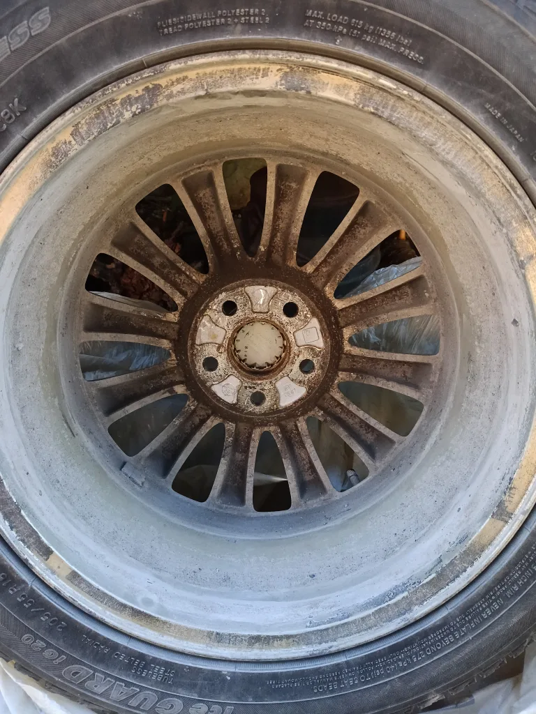 Subaru Wheel with Tire - 205/55R16 image indicator(9)