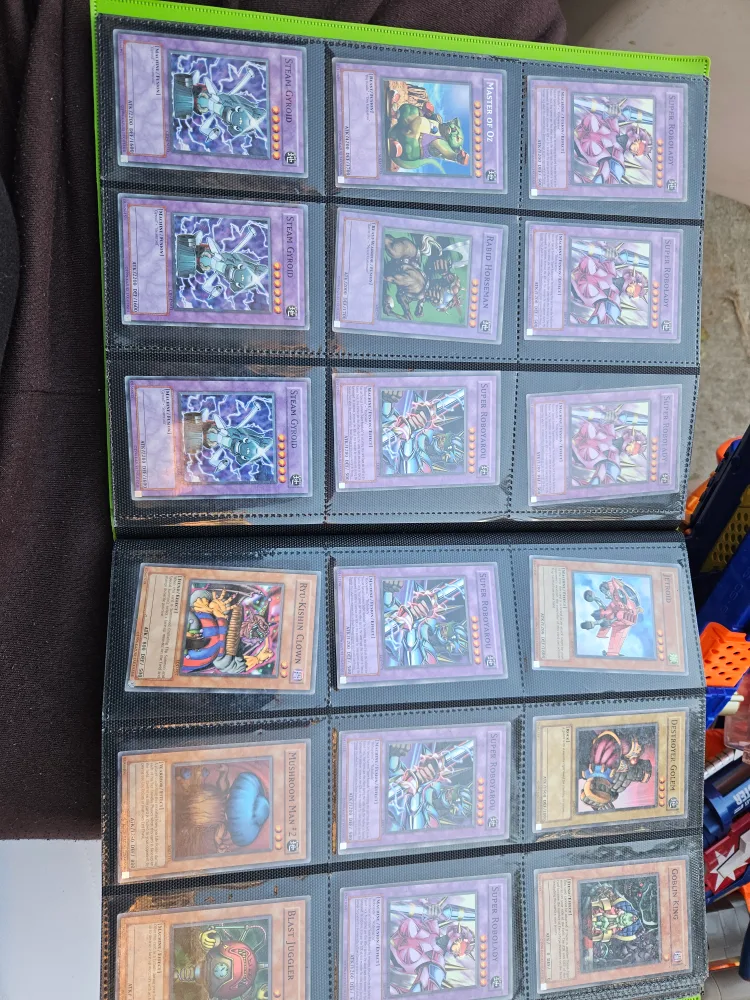 Yu-Gi-Oh! Trading Cards Collection image indicator(9)