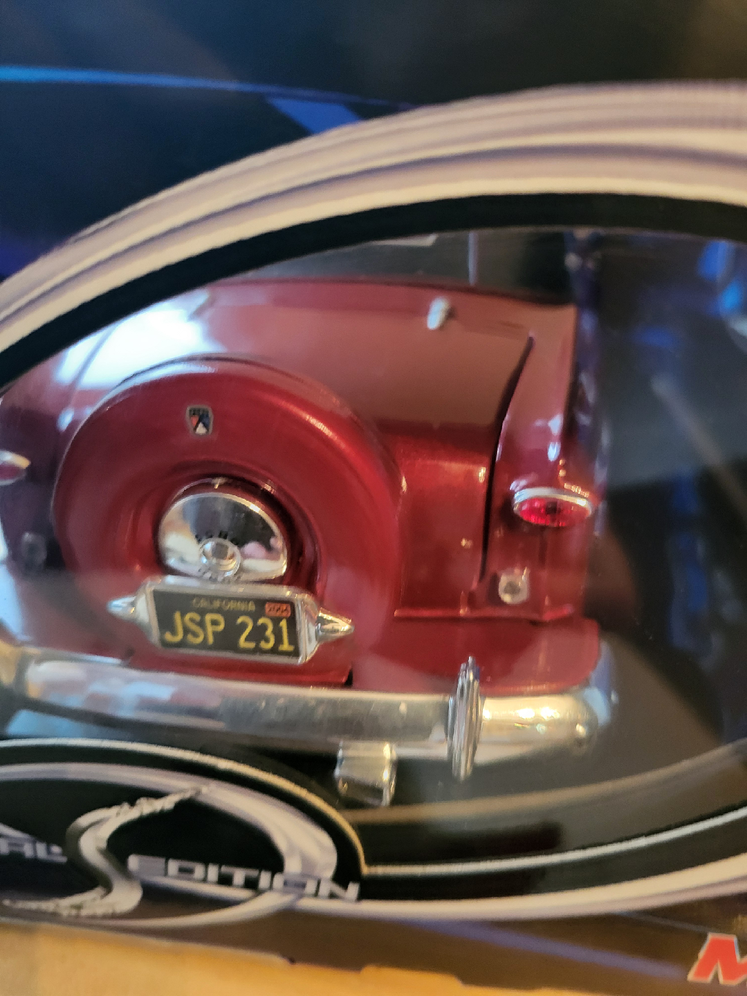 Maisto Special Edition 1950 Ford Diecast Car in Original Box - photo 4