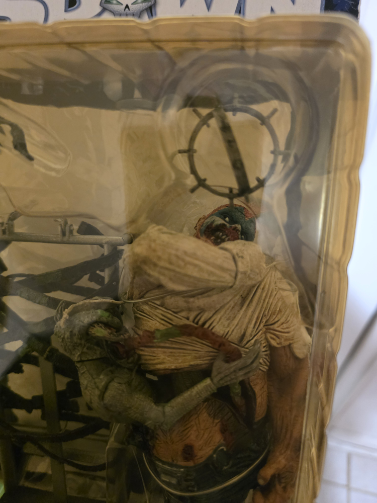 Clown Spawn Series 15 Interlink 6 Action Figure - photo 3