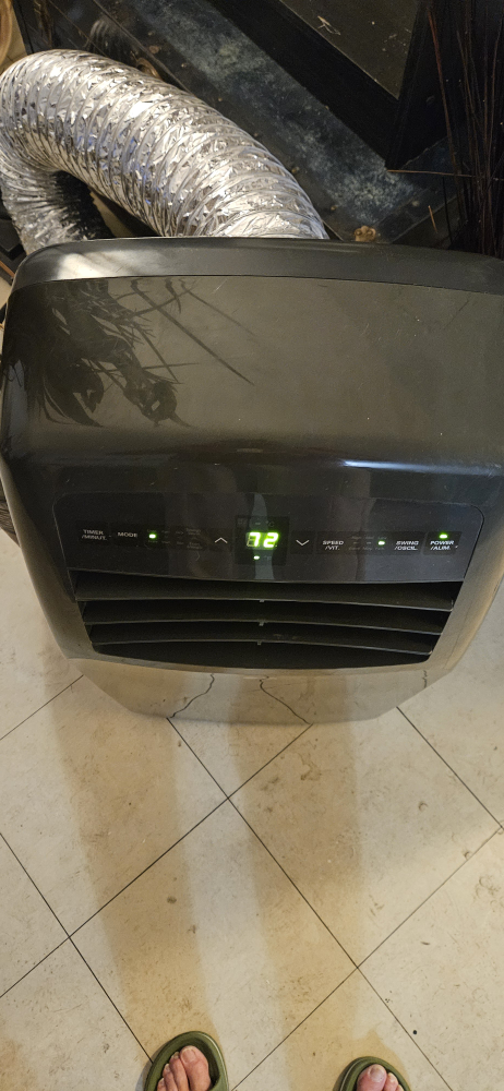 LG Portable Air Conditioner - photo 2