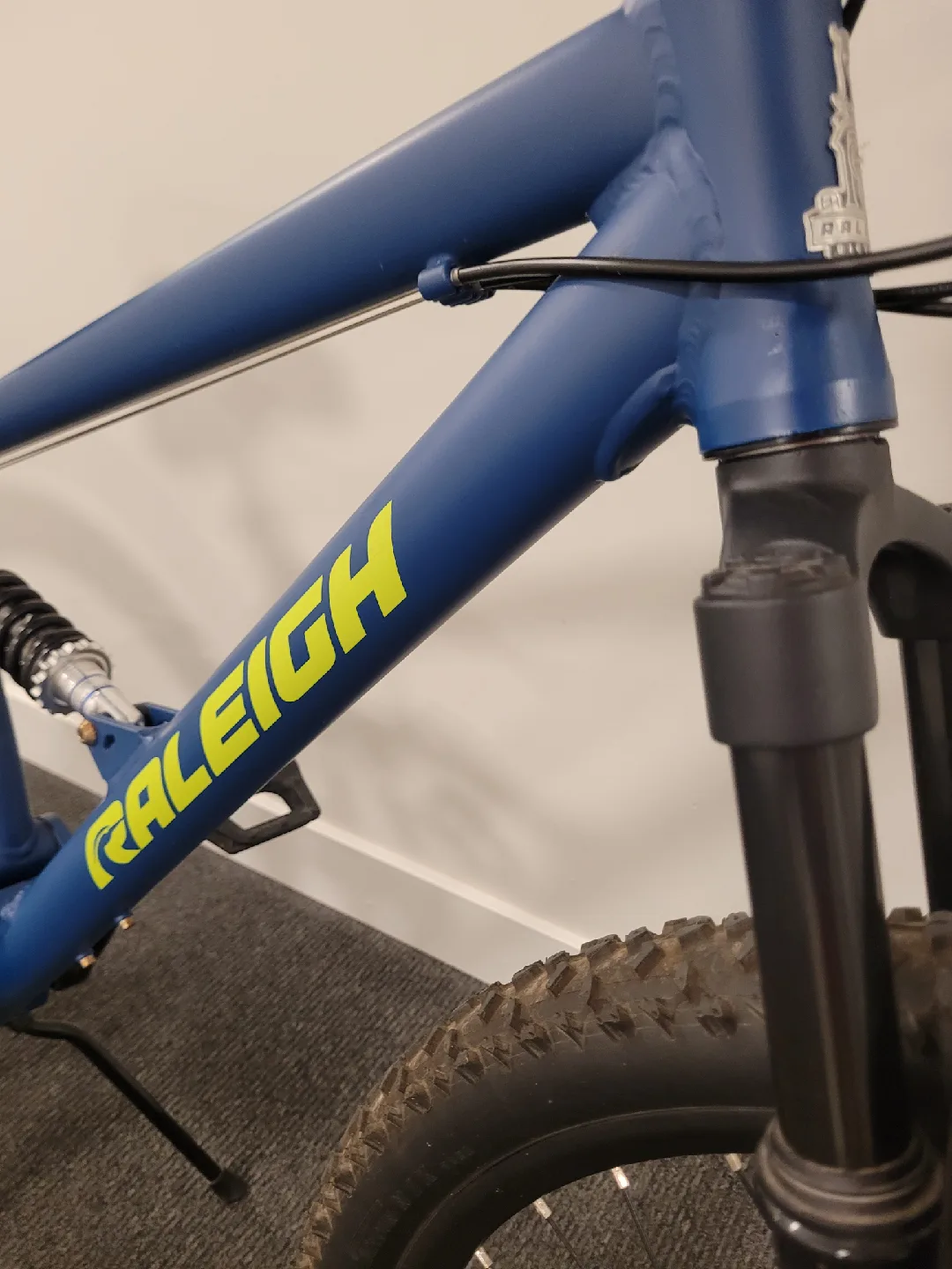 Raleigh Transfer  Mountain Bike - Blue image indicator(7)