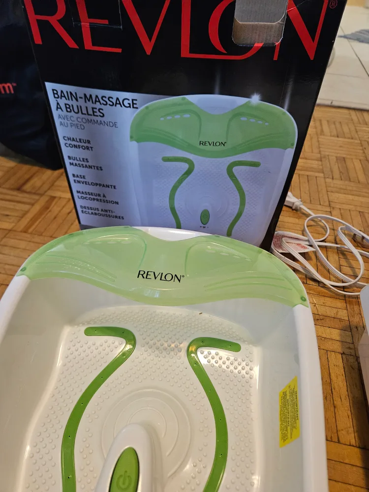 Revlon Bubble Action Foot Spa thumbnail