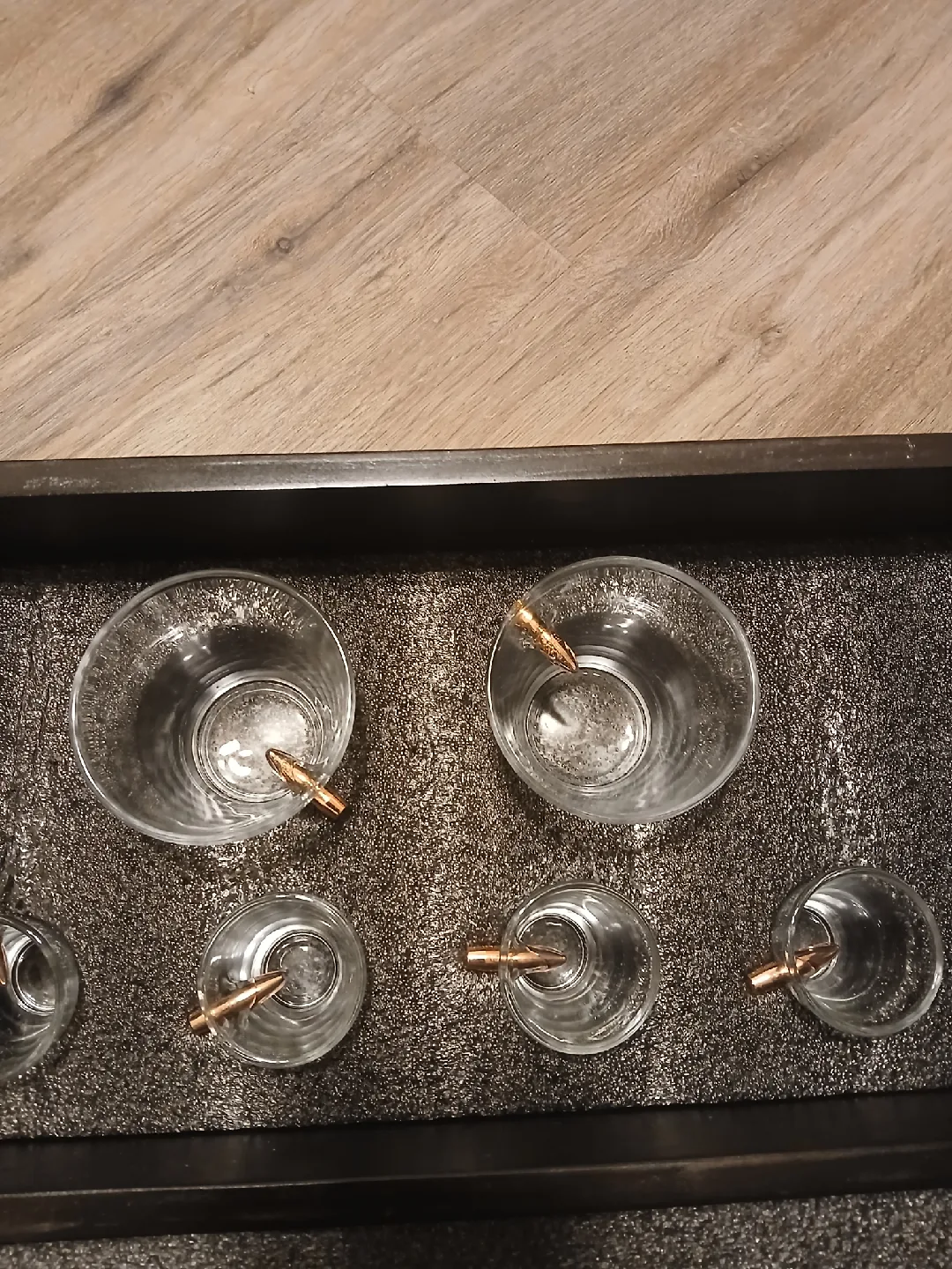 Gun Shaped Decanter Set image indicator(4)