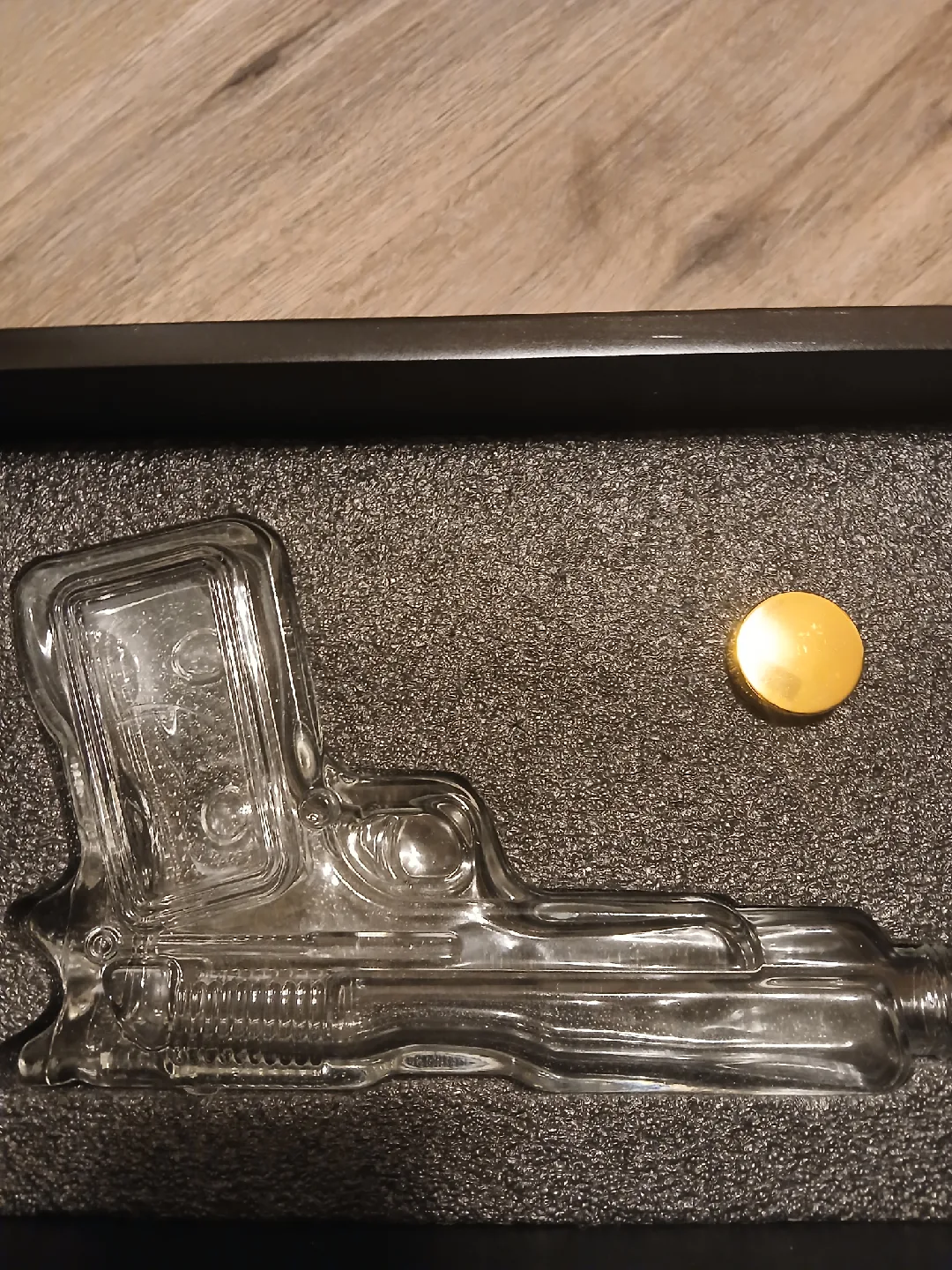 Gun Shaped Decanter Set image indicator(5)