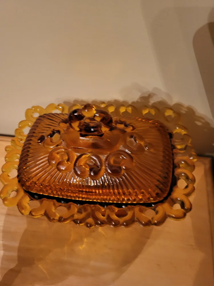 Vintage Indiana Glass Harvest Amber Butter Dish image indicator(2)
