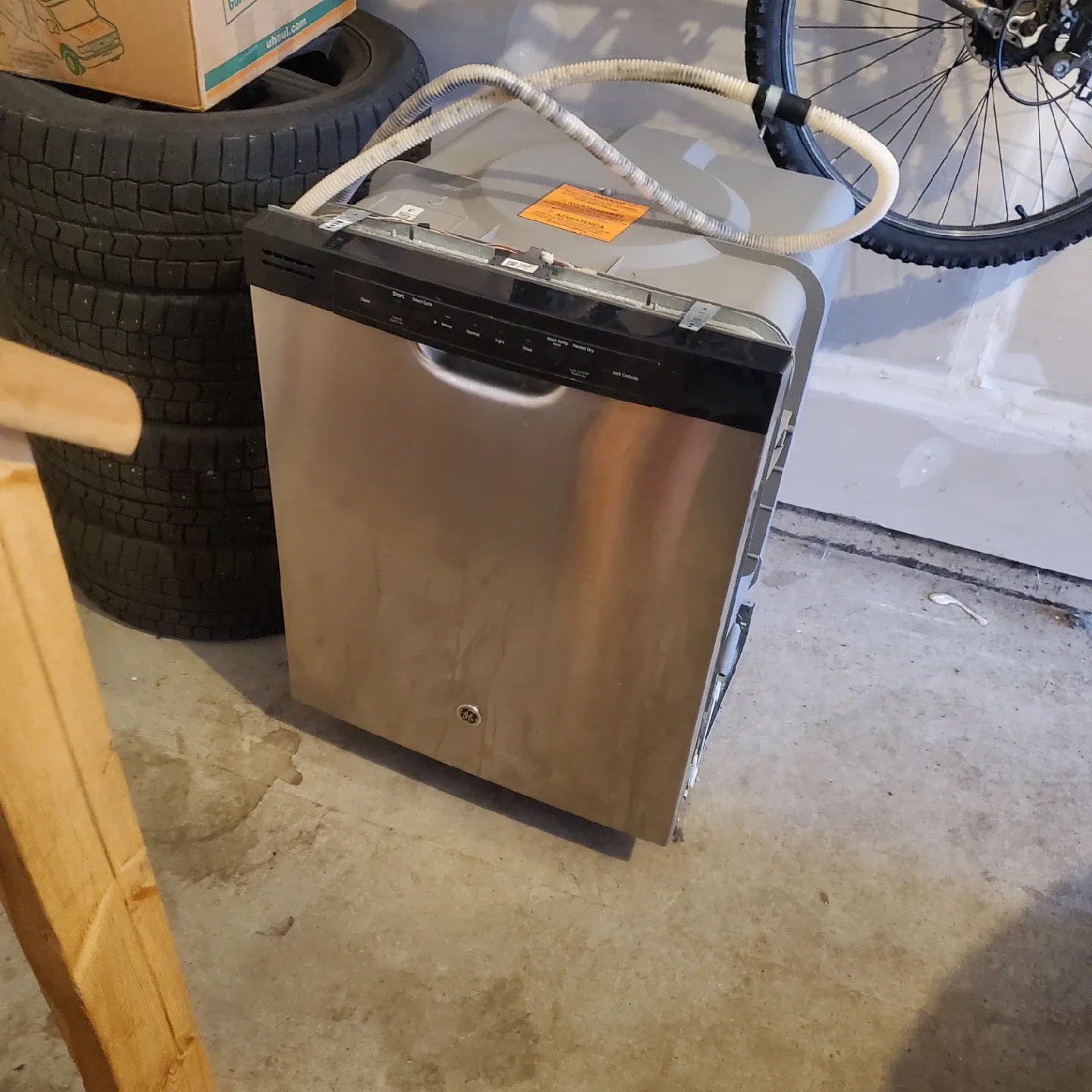 GE CDF510PSD2SS Dishwasher - Gently Used image indicator(2)