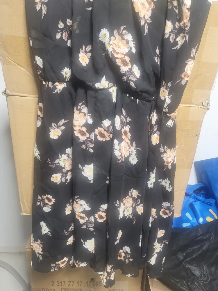 Floral Romper - Black image indicator(2)
