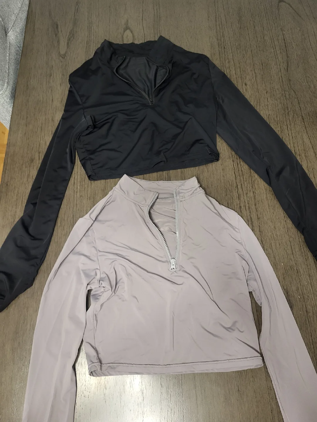 *FREE*  WEEKLY DECLUTTERING  Half Zipper Crop Sports Sweatshirt thumbnail