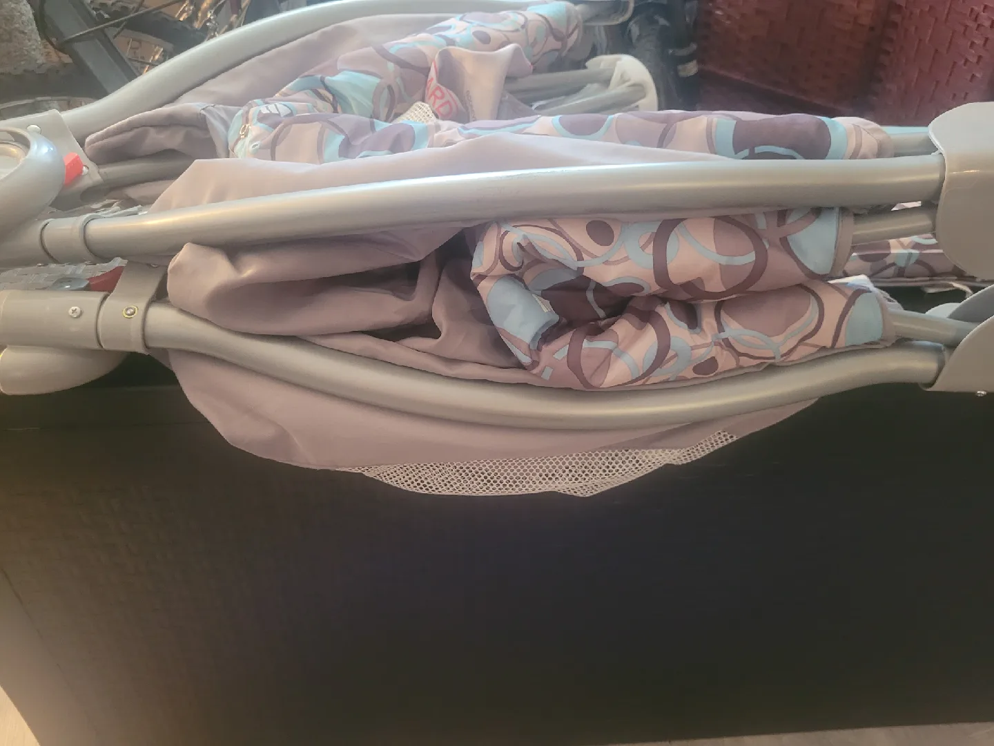 Foldable Crib/Playpen image indicator(5)