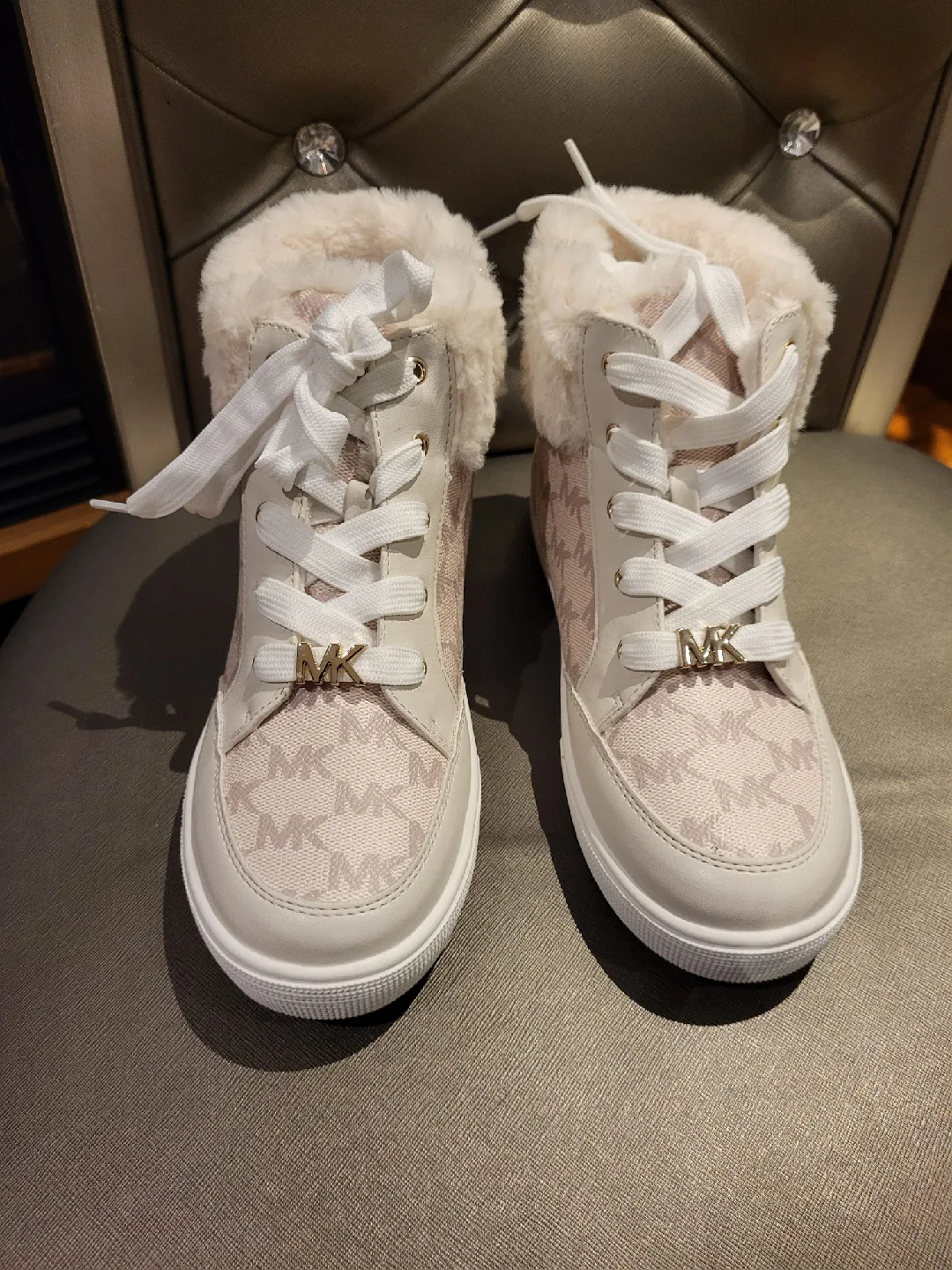 Michael Kors Myra Cozy Girl Shoes Size: 3 thumbnail