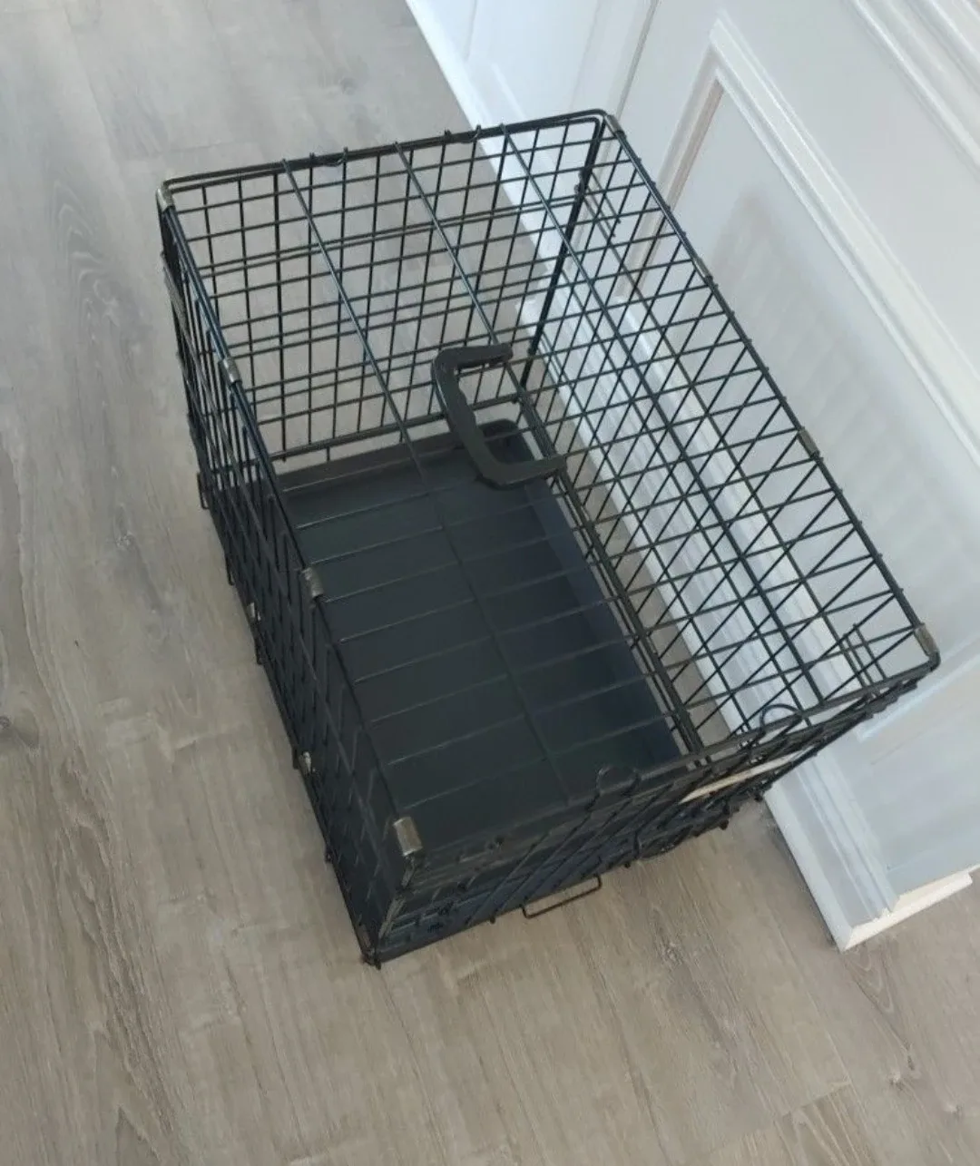 Precision Pet Products Black Dog Crate image indicator(5)