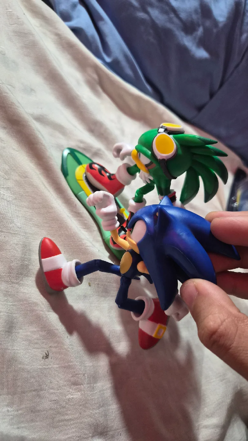 RARE Sonic The Hedgehog Jet The Hawk figure image indicator(4)